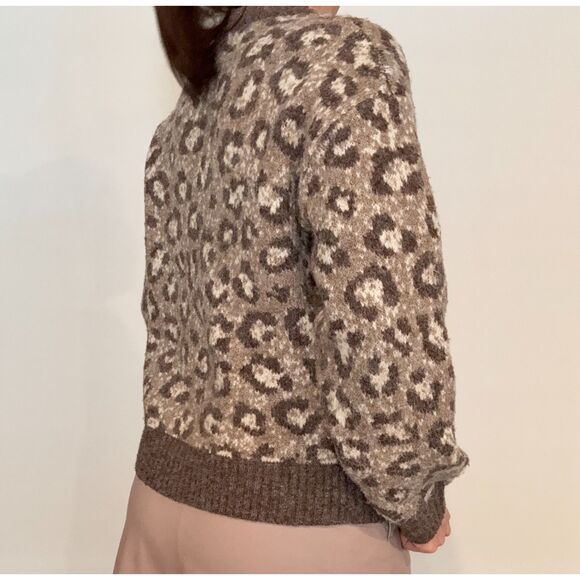 Cozy Leopard Print Sweater – Primark (XS, Oversized Fit) - Picture 5 of 5